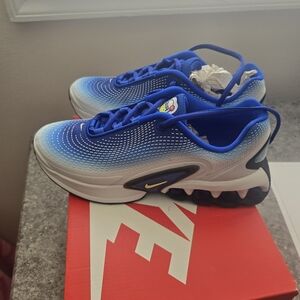 Nike Kids Blue and White Sneakers